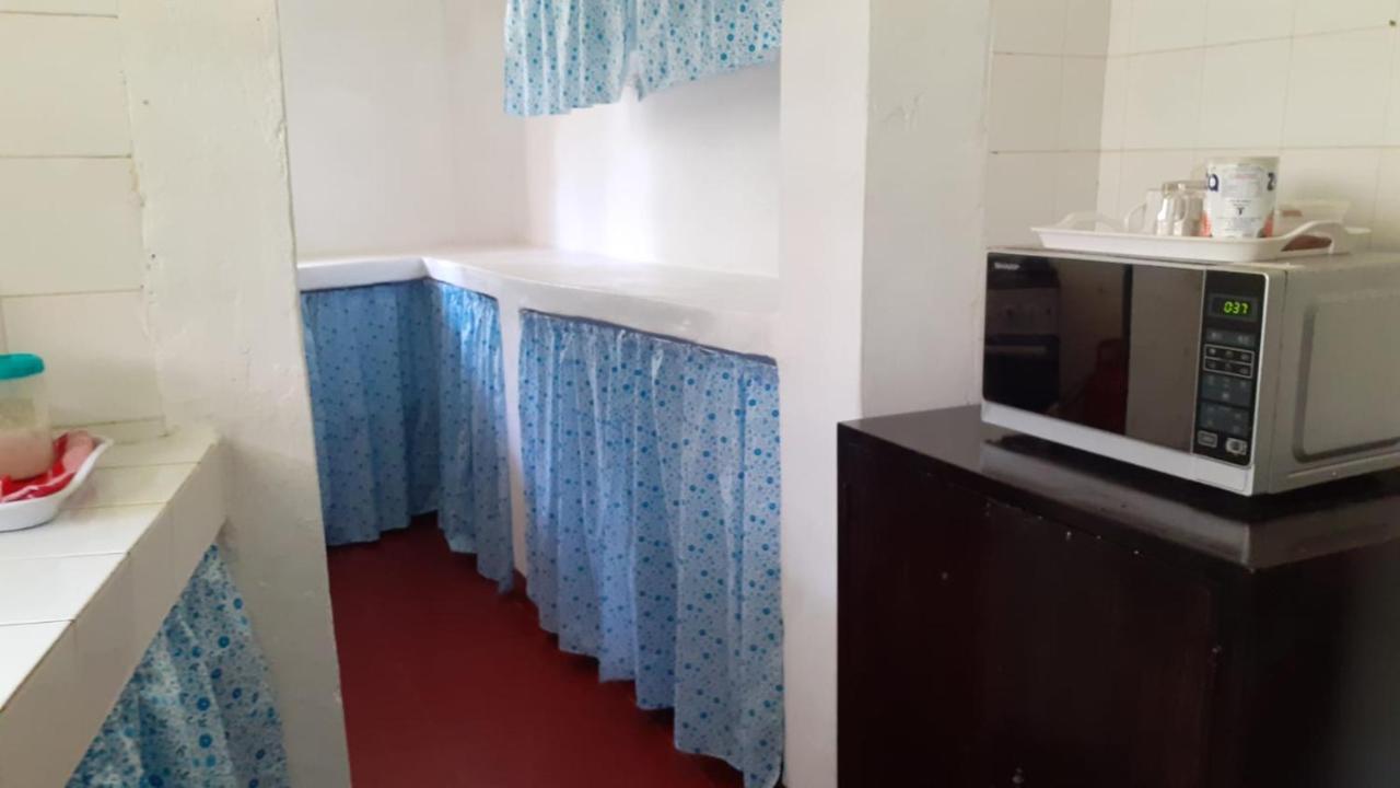 Les Datchi Cottages Diani Beach Eksteriør bilde